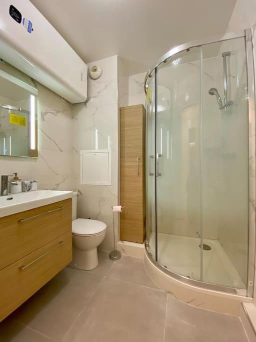 Suite Maximilien Near Disneyland Bussy-Saint-Georges Kültér fotó